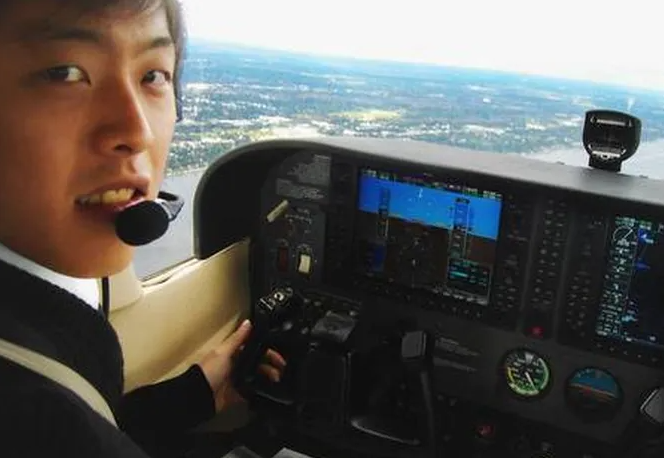 Aksi Nekat! Remaja Menyamar Jadi Pilot dan Nyaris Masuk Kokpit, Hebohkan Warganet